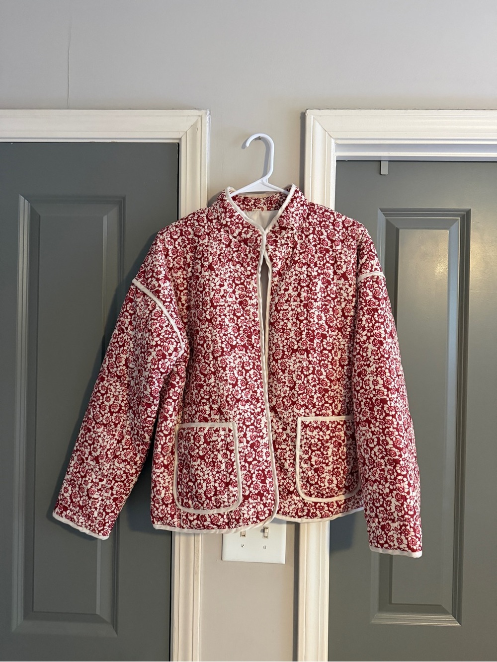 Women's Quilted Floral Jacket in Red and White